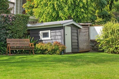 Photo of property in 33 Cumberland Crescent, Welcome Bay, Tauranga, 3112