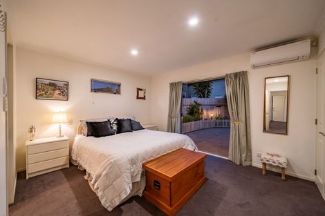 Photo of property in 5 Rosebank Place, Avalon, Lower Hutt, 5011