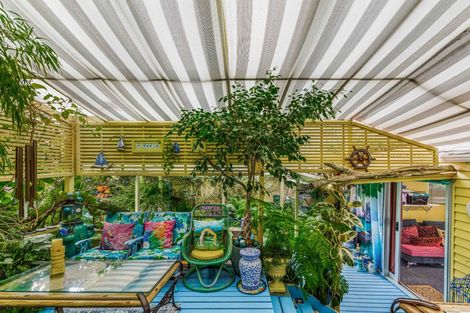 Photo of property in 3a/1 Kirrie Avenue, Te Atatu South, Auckland, 0610