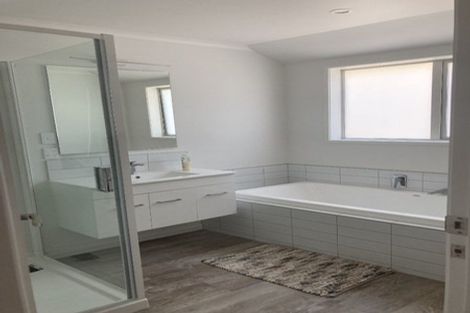 Photo of property in 27 Railway Terrace, Ohau, Levin, 5570