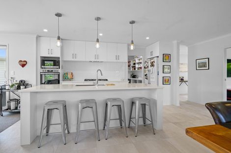 Photo of property in 26 Lilac Close, Cambridge, 3434