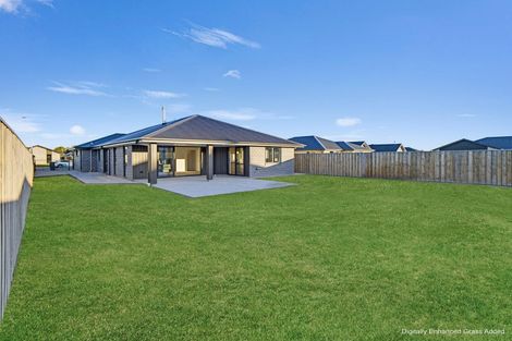Photo of property in 52 Benn Street, Amberley, 7410