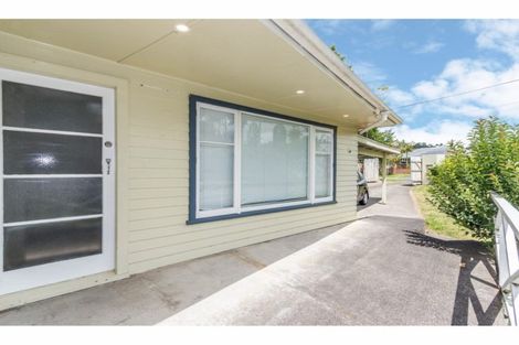 Photo of property in 46 Stottholm Road, Titirangi, Auckland, 0604