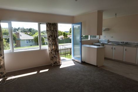 Photo of property in 1a Elliott Avenue, Bayview, Auckland, 0629