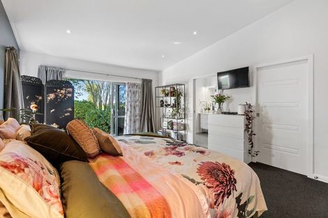 Photo of property in 418 Kaipikari Road, Urenui, 4375