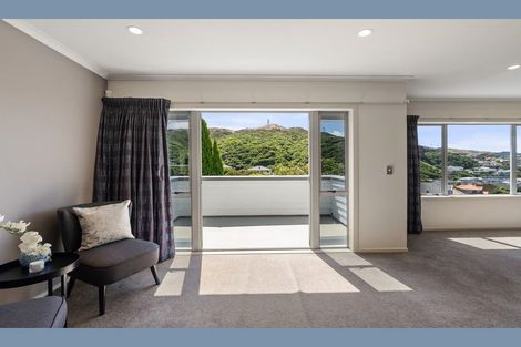 Photo of property in 16 Eastcott Grove, Churton Park, Wellington, 6037