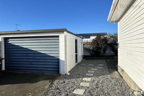 Photo of property in 3 Camelia Place, Islington, Christchurch, 8042