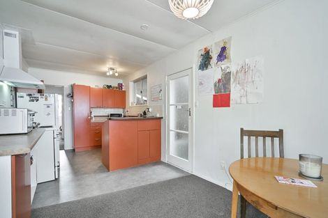 Photo of property in 2/34 Te Aute Road, Havelock North, 4130