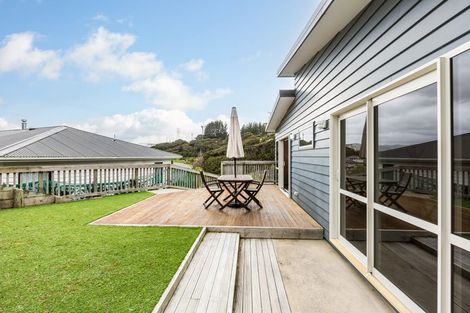 Photo of property in 136 Navigation Drive, Whitby, Porirua, 5024