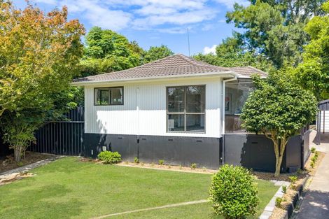 Photo of property in 17 Matipo Crescent, Pukete, Hamilton, 3200