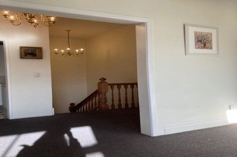 Photo of property in 72 Oriental Parade, Oriental Bay, Wellington, 6011