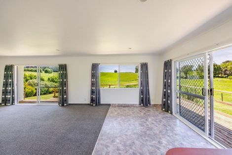 Photo of property in 214 Clinton-makaretu Road, Ashley Clinton, Takapau, 4286