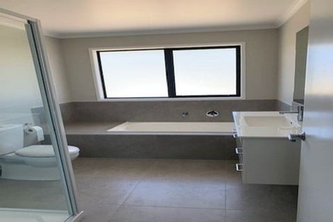 Photo of property in 36 Weka Street, Mangawhai, 0505