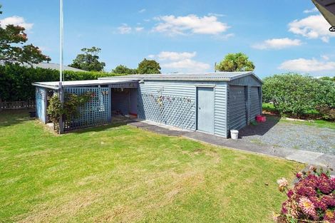 Photo of property in 2 Tapu Road, Huapai, Kumeu, 0810