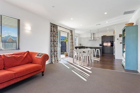 Photo of property in 13 Mcivor Place, Rangiora, 7400