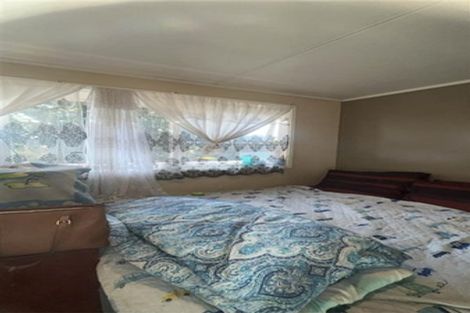 Photo of property in 53 Lawrence Crescent, Hillpark, Auckland, 2102