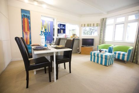 Photo of property in 2/10 Orchard Street, Wadestown, Wellington, 6012