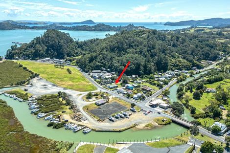 Photo of property in 348 Wharf Road, Coromandel, 3506