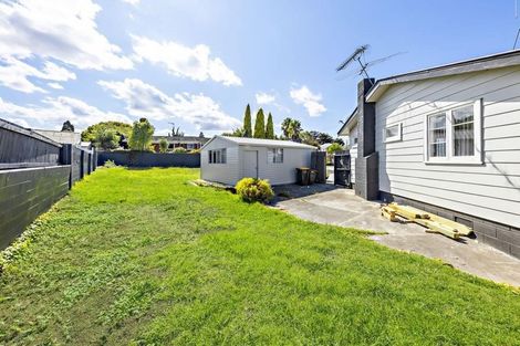 Photo of property in 51 Weymouth Road, Manurewa, Auckland, 2102