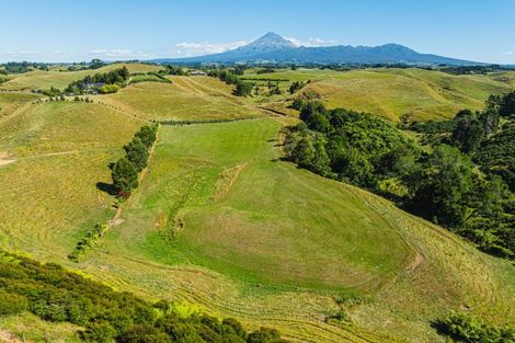 Photo of property in 40 Atkinson Road, Hurworth, New Plymouth, 4371