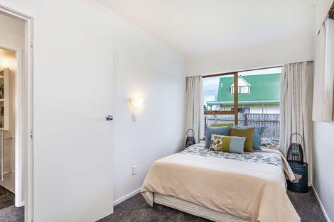 Photo of property in 55 Hawai Street, Two Mile Bay, Taupo, 3330