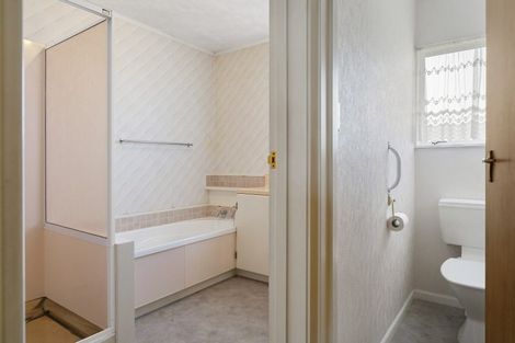 Photo of property in 143 Acacia Bay Road, Nukuhau, Taupo, 3330