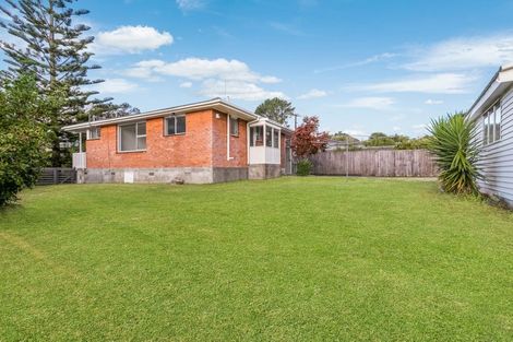 Photo of property in 70 Kaurilands Road, Titirangi, Auckland, 0604