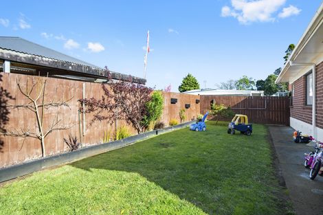 Photo of property in 60 Helvetia Road, Pukekohe, 2120