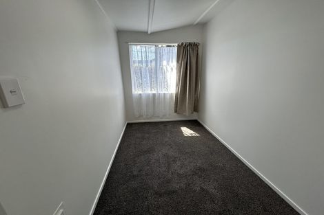 Photo of property in 393 West Coast Road, Glen Eden, Auckland, 0602