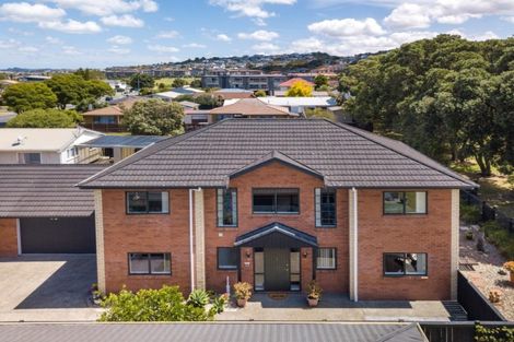 Photo of property in 15a West Hoe Road, Orewa, 0931
