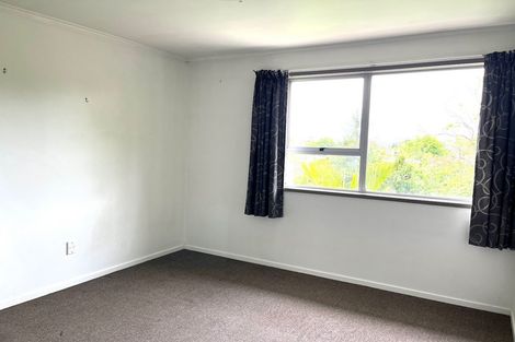 Photo of property in 32 Roick Parade, Glen Eden, Auckland, 0602