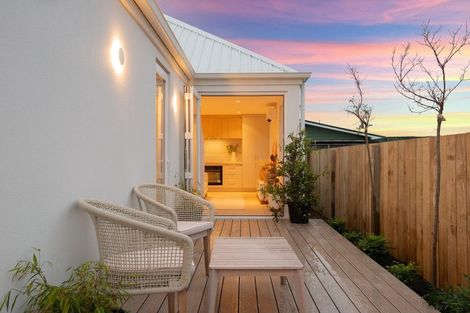 Photo of property in 6-d Berwick Street, Mosgiel, 9024