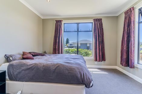 Photo of property in 44 Rhoboro Road, Twizel, 7901