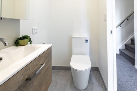 Photo of property in 8/25 Jabuka Street, Glen Eden, 0602