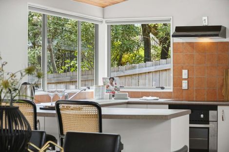 Photo of property in 90b Eskdale Road, Birkdale, Auckland, 0626