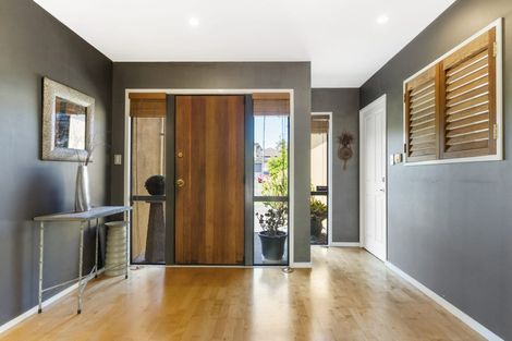 Photo of property in 17 Piriti Drive, Te Atatu Peninsula, Auckland, 0610