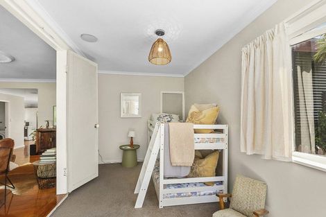 Photo of property in 49 Cluny Road, Plimmerton, Porirua, 5026