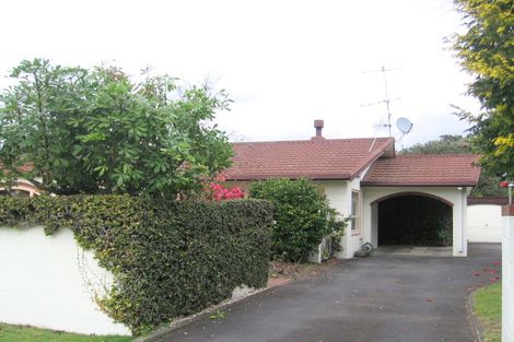 Photo of property in 19 Hinewa Road, Otumoetai, Tauranga, 3110