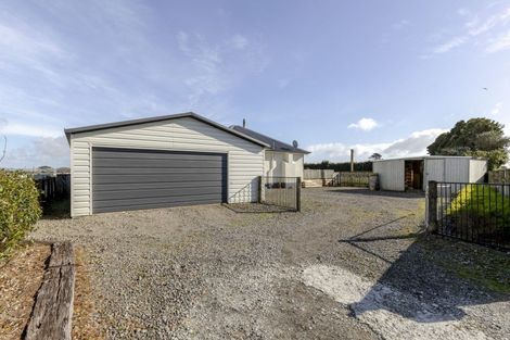 Photo of property in 264 Egmont Road, Hillsborough, New Plymouth, 4372