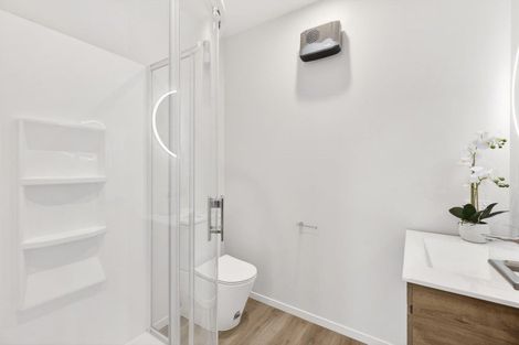 Photo of property in 8 Buttercup Street, Wanaka, 9382