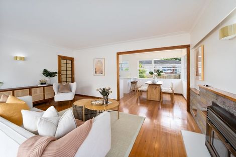 Photo of property in 39 Harrington Road, Henderson, Auckland, 0610