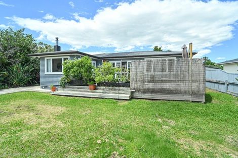 Photo of property in 12 O'connell Place, Havelock North, 4130