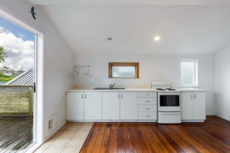 Photo of property in 2/13 Hart Road, Hauraki, Auckland, 0622