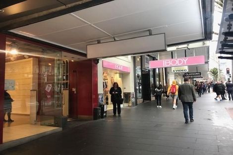 Photo of property in 1/176 Queen Street, Northcote Point, Auckland, 0627