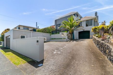 Photo of property in 49 Paynters Avenue, Strandon, New Plymouth, 4312
