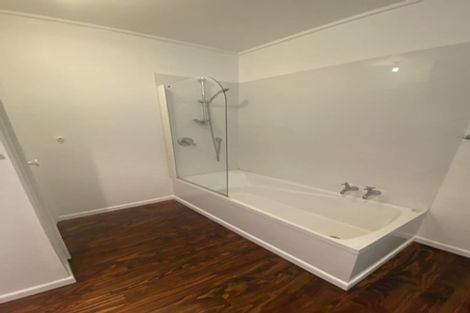 Photo of property in 15f1 Bloomsbury Grove, Newlands, Wellington, 6037