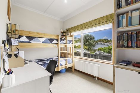 Photo of property in 28 Eden Street, Island Bay, Wellington, 6023