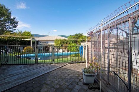 Photo of property in 35 Masefield Street, Stoke, Nelson, 7011