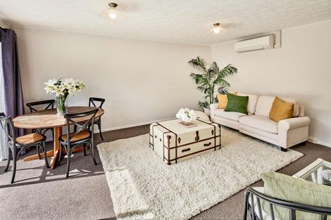 Photo of property in 2/11 Te Arawi Street, Takapuwahia, Porirua, 5022