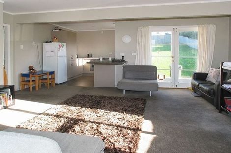 Photo of property in 104 Te Pene Avenue, Titahi Bay, Porirua, 5022